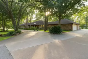 11427 Brandy Ln, Houston, TX 77044 - Photo 1