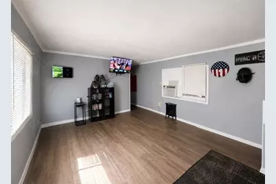 2535 Bastrop, Angleton, TX 77515 - Photo 2