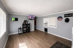 2535 Bastrop, Angleton, TX 77515 - Photo 2