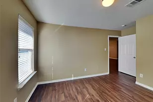 913 Almond St, Baytown, TX 77521 - Photo 20