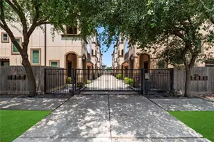 1029 W 21st St, Houston, TX 77008 - Photo 40