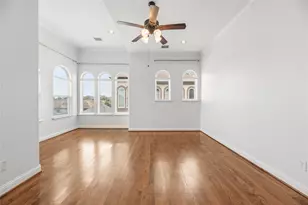 1029 W 21st St, Houston, TX 77008 - Photo 22