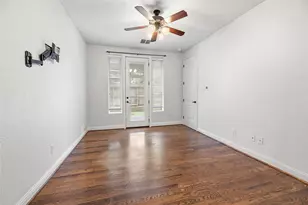1029 W 21st St, Houston, TX 77008 - Photo 32