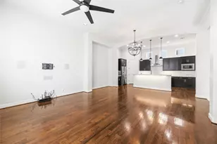 1029 W 21st St, Houston, TX 77008 - Photo 16