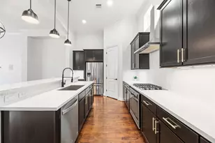 1029 W 21st St, Houston, TX 77008 - Photo 12