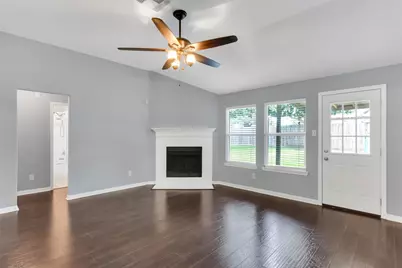 223 Fantasy Lane, Montgomery, TX 77356 - Photo 6
