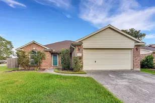 223 Fantasy Ln, Montgomery, TX 77356 - Photo 1