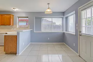 13915 Fort Nelson Dr, Houston, TX 77083 - Photo 12