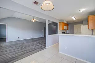 13915 Fort Nelson Dr, Houston, TX 77083 - Photo 14