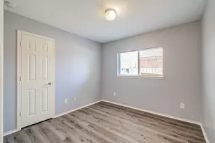 13915 Fort Nelson Dr, Houston, TX 77083 - Photo 26