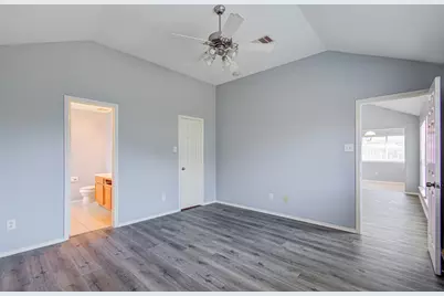 13915 Fort Nelson Drive, Houston, TX 77083 - Photo 22