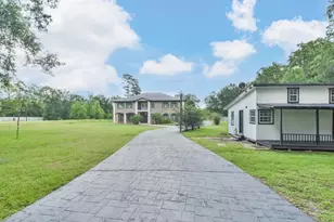 3810 Post Oak Ln, Montgomery, TX 77316 - Photo 2