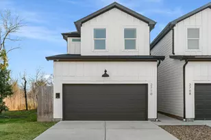 2710 Noble St, Houston, TX 77026 - Photo 2