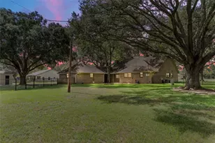 3503 Quail Cir, Sealy, TX 77474 - Photo 32