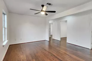 4930 Holloway Dr, Houston, TX 77048 - Photo 26