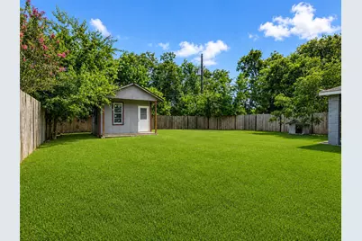4930 Holloway Drive, Houston, TX 77048 - Photo 12