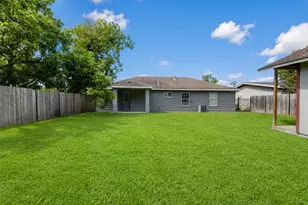 4930 Holloway Dr, Houston, TX 77048 - Photo 14