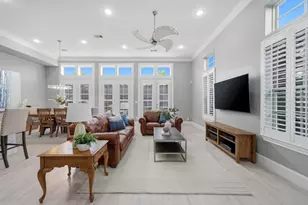 1135 W 21st St, Houston, TX 77008 - Photo 2