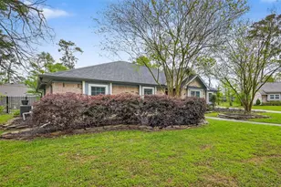 906 Pear Tree Ln, Houston, TX 77073 - Photo 2