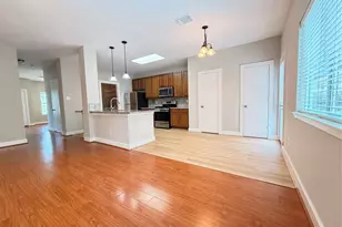 11720 Chanteloup Dr, Houston, TX 77047 - Photo 10
