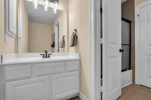 2 Glistening Pond Pl, The Woodlands, TX 77382 - Photo 22