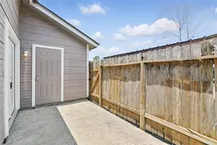 2079 Country Village Blvd, Humble, TX 77338 - Photo 24