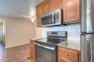 13904 Anchor Ct, Willis, TX 77318 - Photo 18