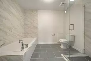 12625 Memorial Dr, Houston, TX 77024 - Photo 10