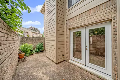12625 Memorial Drive #142, Houston, TX 77024 - Photo 2