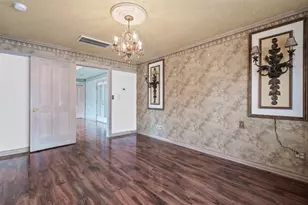 804 Alvin St, El Campo, TX 77437 - Photo 34