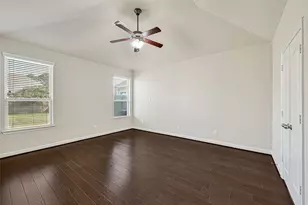 508 Township Dr, League City, TX 77573 - Photo 22