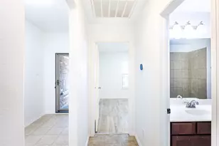 9918 Hideaway Bend Ln, Houston, TX 77044 - Photo 8