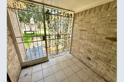 6147 Briar Glade Drive, Houston, TX 77072 - Photo 4