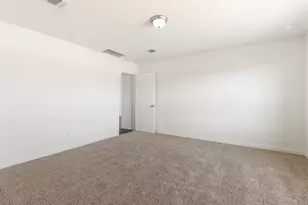 138 Overhill Dr, Huntsville, TX 77320 - Photo 18