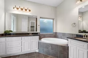 2024 Arrowood Glen Dr, Houston, TX 77077 - Photo 16