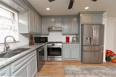 2817 Sams Drive, Seabrook, TX 77586 - Photo 6