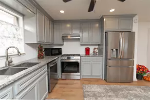 2817 Sams Dr, Seabrook, TX 77586 - Photo 6