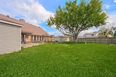 10406 Sagevale Court, Houston, TX 77089 - Photo 26