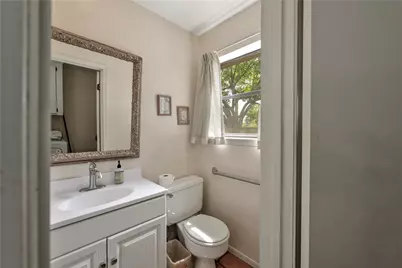 10406 Sagevale Court, Houston, TX 77089 - Photo 12