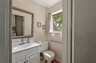 10406 Sagevale Ct, Houston, TX 77089 - Photo 12