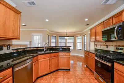 11707 Turtle Lake Drive, Houston, TX 77064 - Photo 14