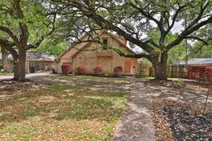 2706 Stetson Ln, Houston, TX 77043 - Photo 4