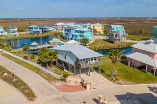 162 La Concha Blvd, Port Aransas, TX 78373 - Photo 2