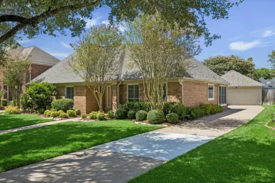 4423 Bermuda Drive, Sugar Land, TX 77479 - Photo 1