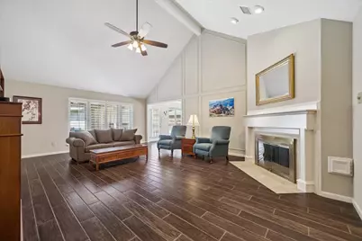 4423 Bermuda Drive, Sugar Land, TX 77479 - Photo 6