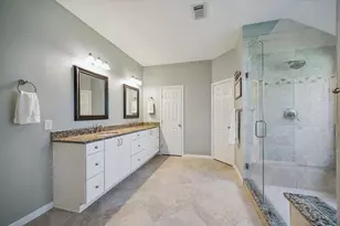 4423 Bermuda Dr, Sugar Land, TX 77479 - Photo 16