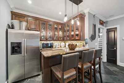 205 W 24th Street, Houston, TX 77008 - Photo 14