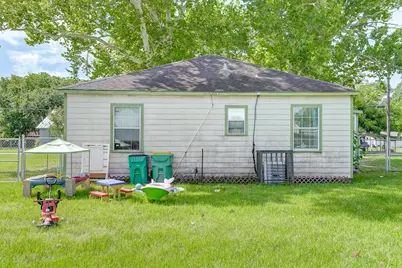 1104 Mabry Road, Baytown, TX 77520 - Photo 32