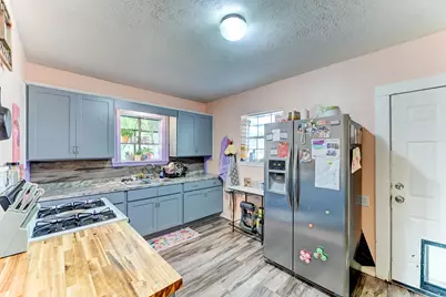 1104 Mabry Road, Baytown, TX 77520 - Photo 10
