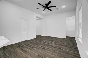 113 County Rd 645, Dayton, TX 77535 - Photo 8